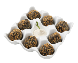 Croquetas melosas de chipirones en su tinta y contrapunto de alioli